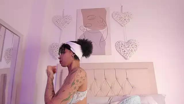 daiana_curly from StripChat