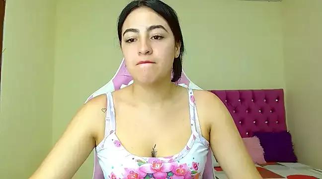 Girls: discover live performances with matured cam models, from teasing to fixations, in a variety of stunning live sex cams.