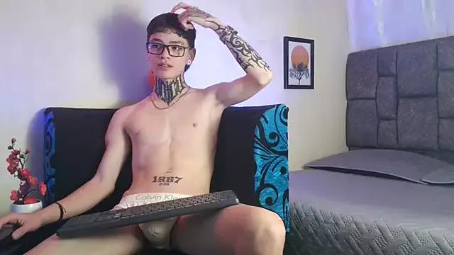 Girls: discover live performances with matured cam models, from teasing to fixations, in a variety of stunning live sex cams.