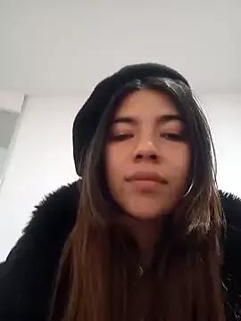 Girls: discover live performances with matured cam models, from teasing to fixations, in a variety of stunning live sex cams.