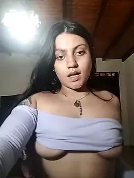 Danielle_chorros from StripChat is Freechat