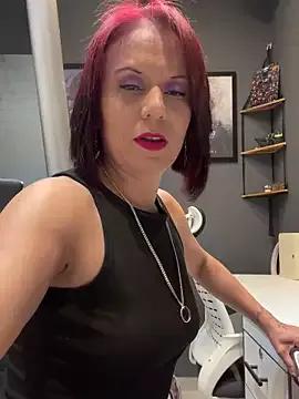 Girls: discover live performances with matured cam models, from teasing to fixations, in a variety of stunning live sex cams.
