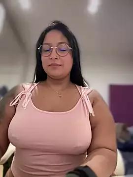 Girls: discover live performances with matured cam models, from teasing to fixations, in a variety of stunning live sex cams.