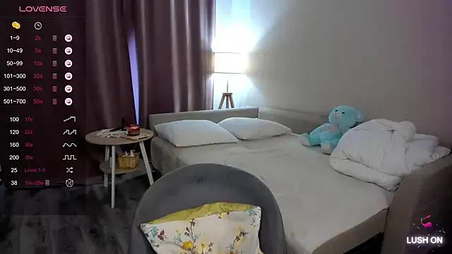 DannaEvan from StripChat is Freechat