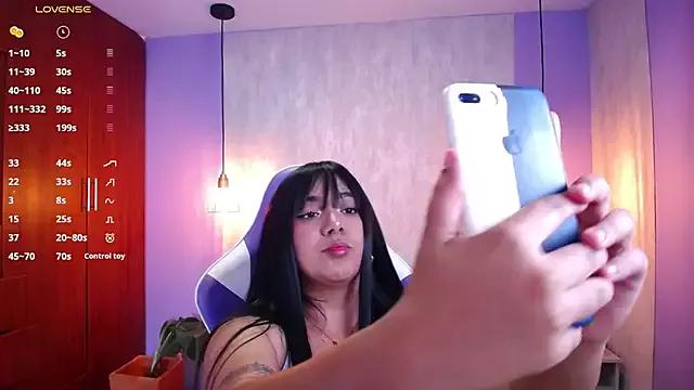 Girls: discover live performances with matured cam models, from teasing to fixations, in a variety of stunning live sex cams.
