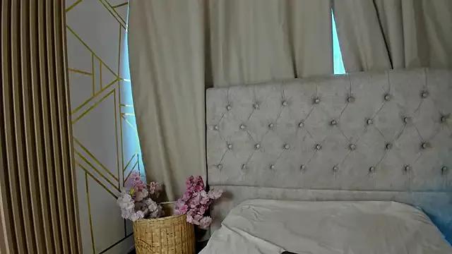 DaphneGlas from StripChat is Freechat