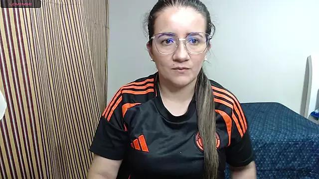 Dayanna_Smitt from StripChat