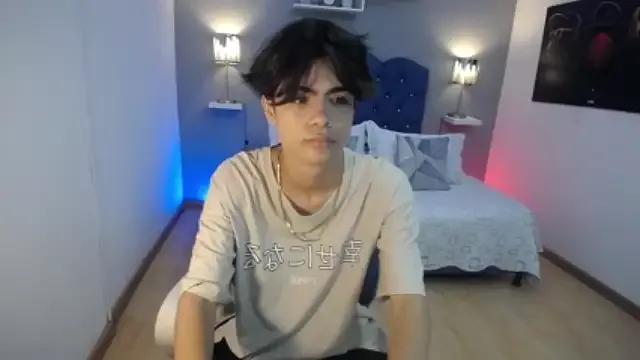 derek_Falcon from StripChat