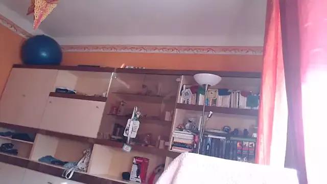 Dettybitch40 from StripChat