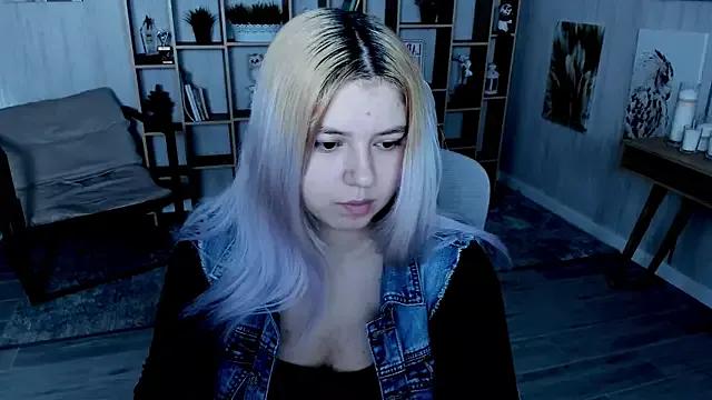 Girls: discover live performances with matured cam models, from teasing to fixations, in a variety of stunning live sex cams.