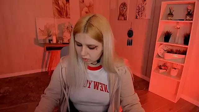 Girls: discover live performances with matured cam models, from teasing to fixations, in a variety of stunning live sex cams.
