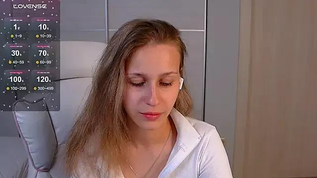 Girls: discover live performances with matured cam models, from teasing to fixations, in a variety of stunning live sex cams.