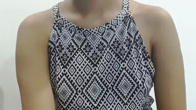 doll_sawra from StripChat