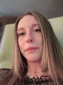 Dollar_Doll from StripChat