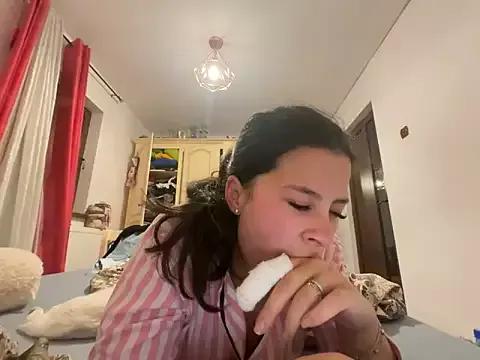 DollyRose16 from StripChat is Freechat