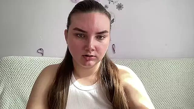 Dreamyblushfairy from StripChat is Freechat