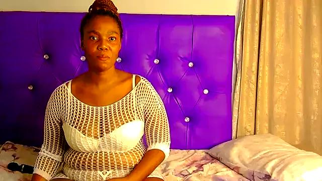 EbonyCreamer from StripChat is Freechat