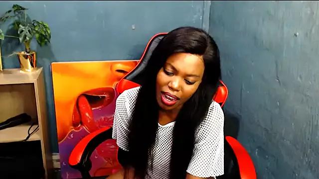 Ebonydivaxxx from StripChat is Freechat