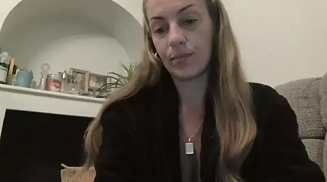 Edenfox- from StripChat
