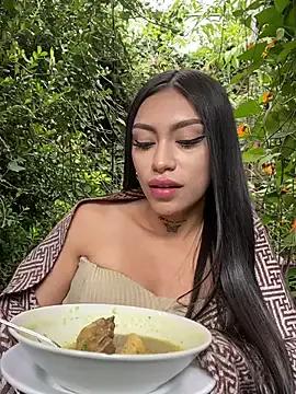Effy_Bonny from StripChat