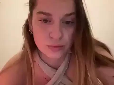 Elena4200 from StripChat