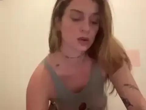 Elena4200 from StripChat