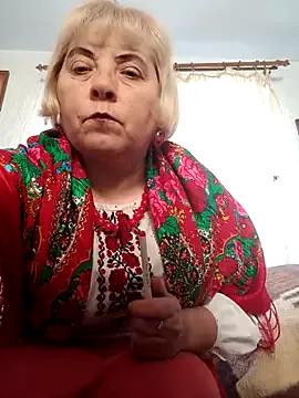 ElenaBeautiful48 from StripChat