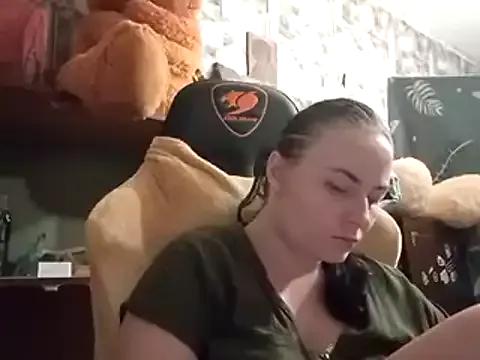 ElenaMaeer from StripChat