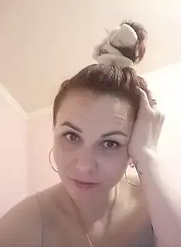 Girls: discover live performances with matured cam models, from teasing to fixations, in a variety of stunning live sex cams.