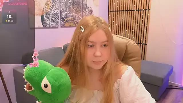 Ellie_Wellie from StripChat