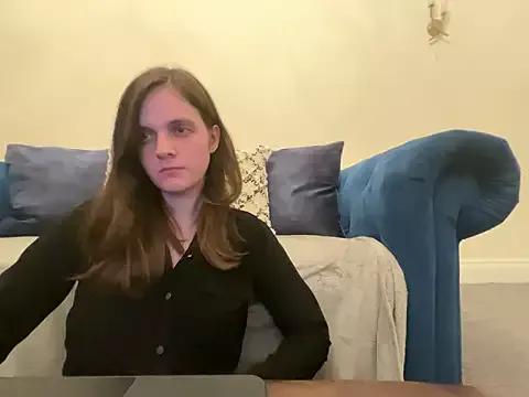 EllieDay from StripChat