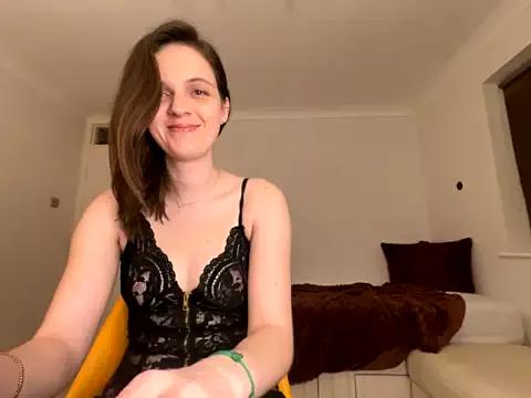 EllieDay from StripChat