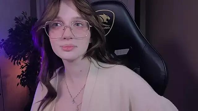 ELLIEJAY from StripChat