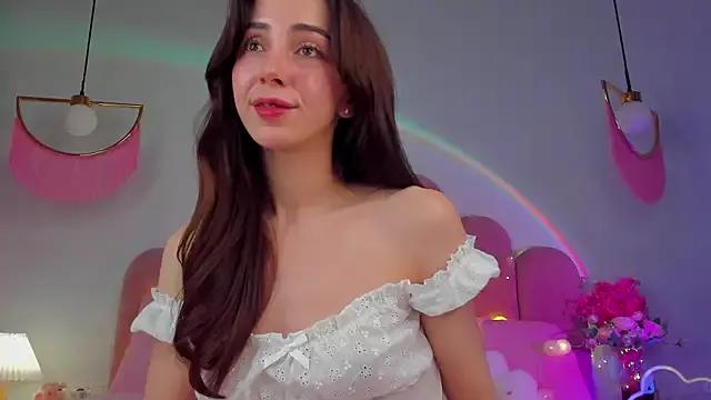 Girls: discover live performances with matured cam models, from teasing to fixations, in a variety of stunning live sex cams.