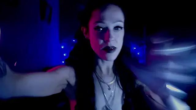 Girls: discover live performances with matured cam models, from teasing to fixations, in a variety of stunning live sex cams.
