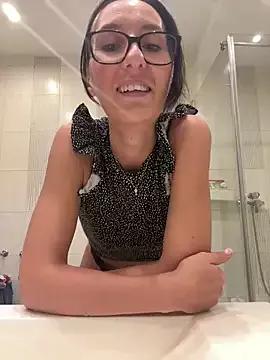 Emiliamaus from StripChat is Freechat