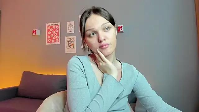 Girls: discover live performances with matured cam models, from teasing to fixations, in a variety of stunning live sex cams.
