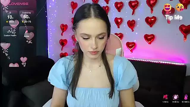 Girls: discover live performances with matured cam models, from teasing to fixations, in a variety of stunning live sex cams.