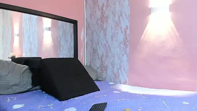 Girls: discover live performances with matured cam models, from teasing to fixations, in a variety of stunning live sex cams.