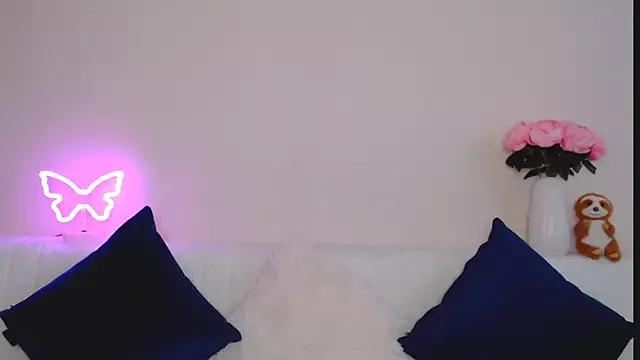 Emily_Heels from StripChat is Freechat