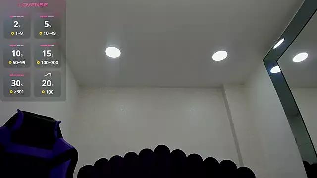 Girls: discover live performances with matured cam models, from teasing to fixations, in a variety of stunning live sex cams.