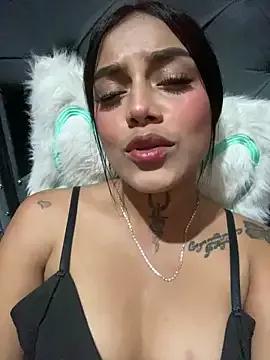 Girls: discover live performances with matured cam models, from teasing to fixations, in a variety of stunning live sex cams.