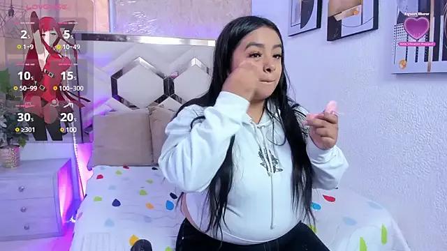 EmilyBrownn_ from StripChat is Freechat