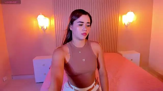 Girls: discover live performances with matured cam models, from teasing to fixations, in a variety of stunning live sex cams.