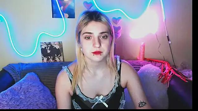 Girls: discover live performances with matured cam models, from teasing to fixations, in a variety of stunning live sex cams.