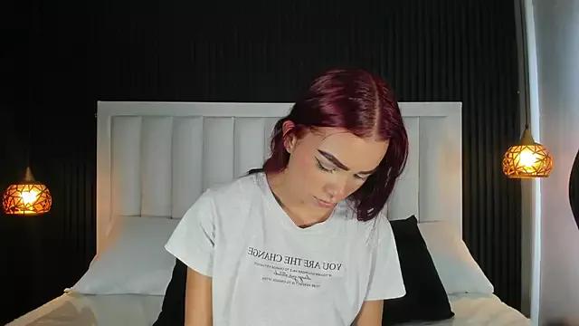 EmilyTolson from StripChat is Freechat