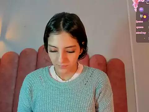 EmilyVahos from StripChat is Freechat