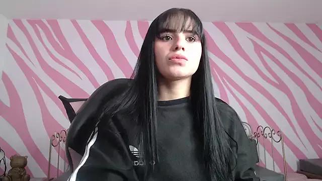 Emilyy_evans_ from StripChat is Freechat