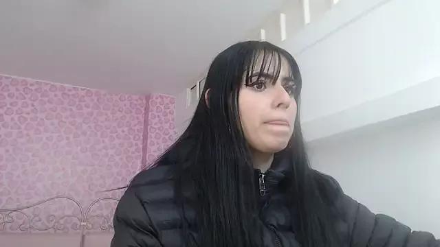 Emilyy_evans_ from StripChat is Freechat