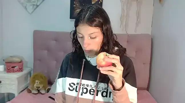Girls: discover live performances with matured cam models, from teasing to fixations, in a variety of stunning live sex cams.